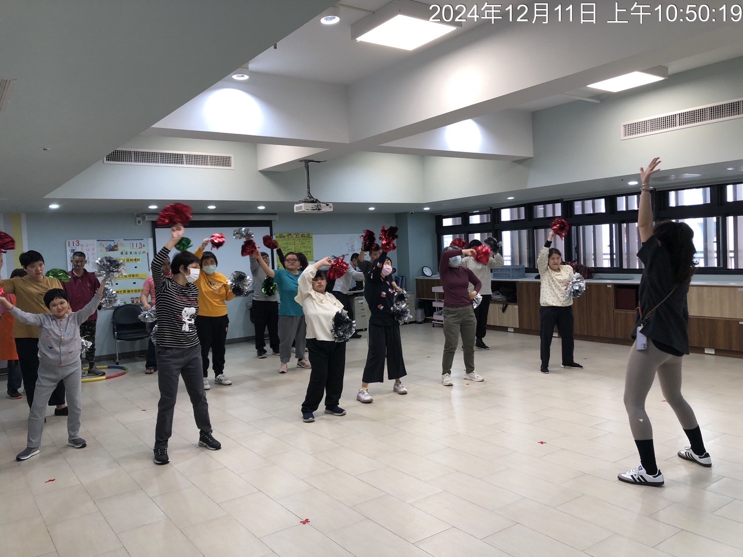 LINE_ALBUM_1211律動_241224_6.jpg